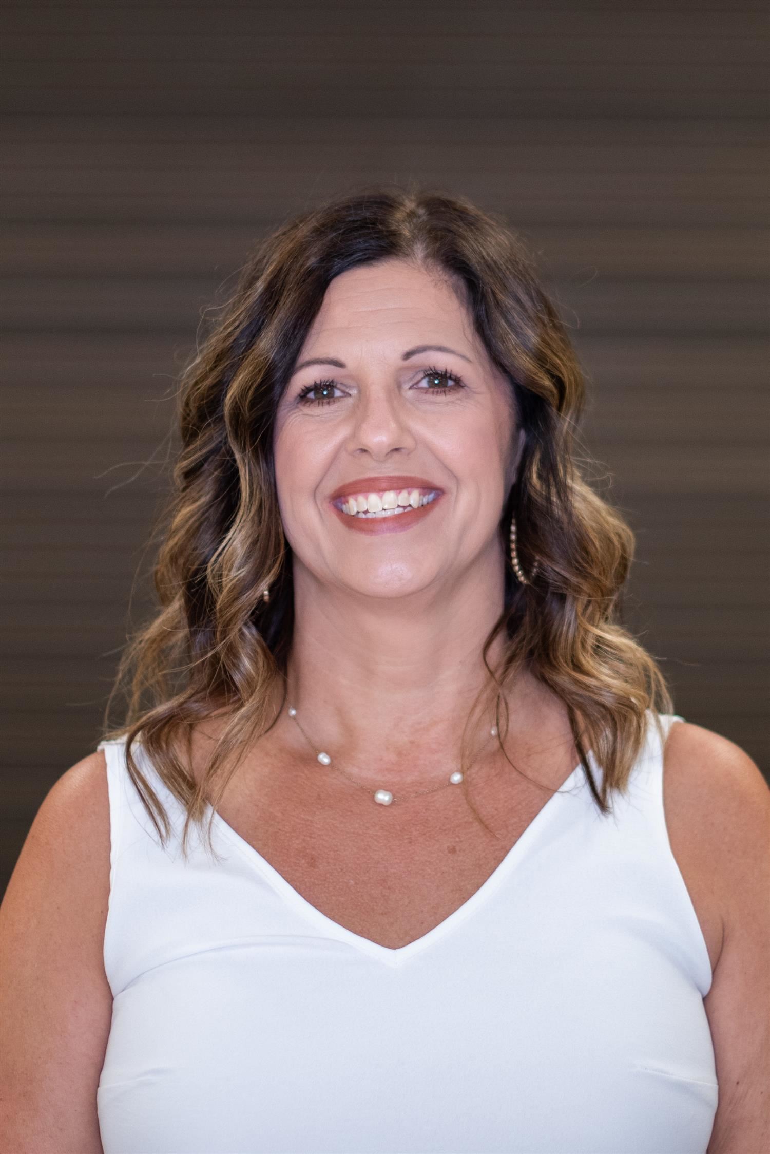 Dr. Kelly Hayunga