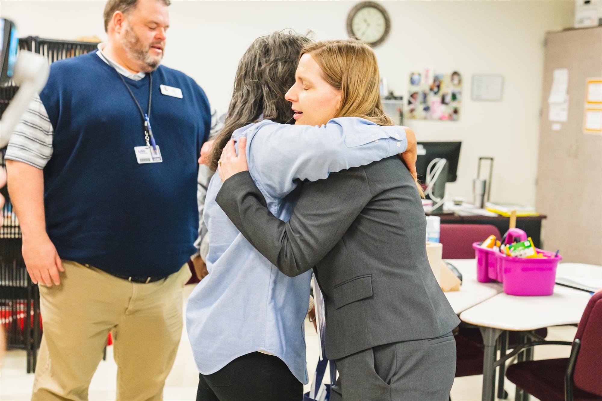 Dr. Rapp awards the 2022 Teacher of the Year Finalists