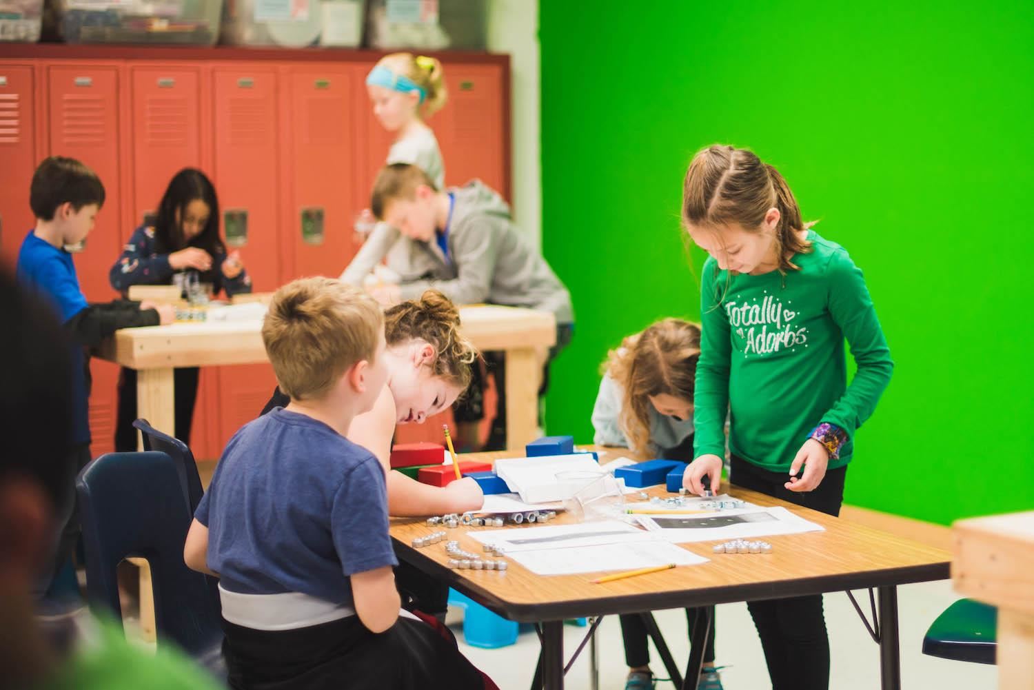 STem students learning 