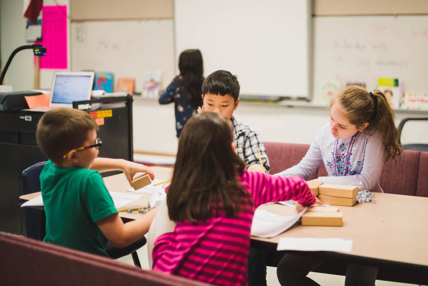 STem students learning 