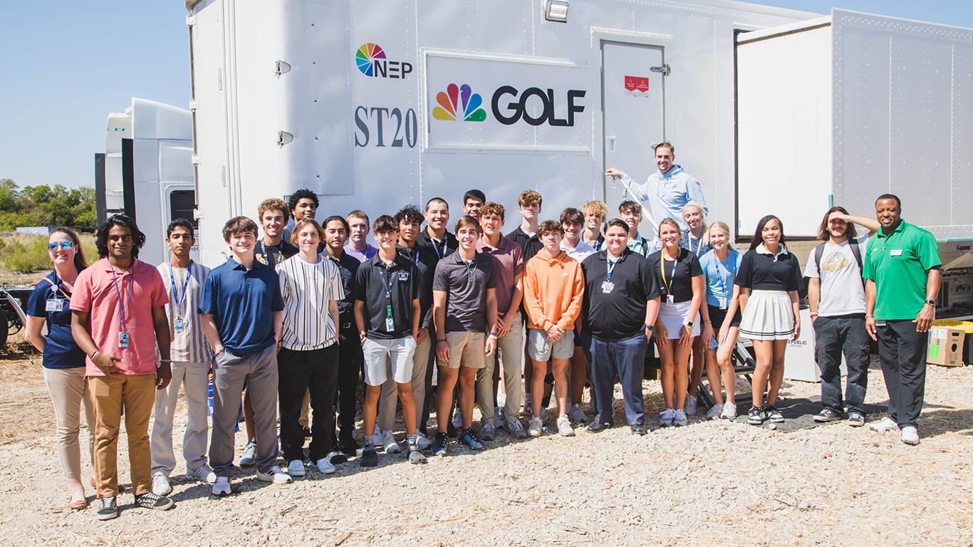 Life on the LPGA Tour with The Colony and Hebron HS