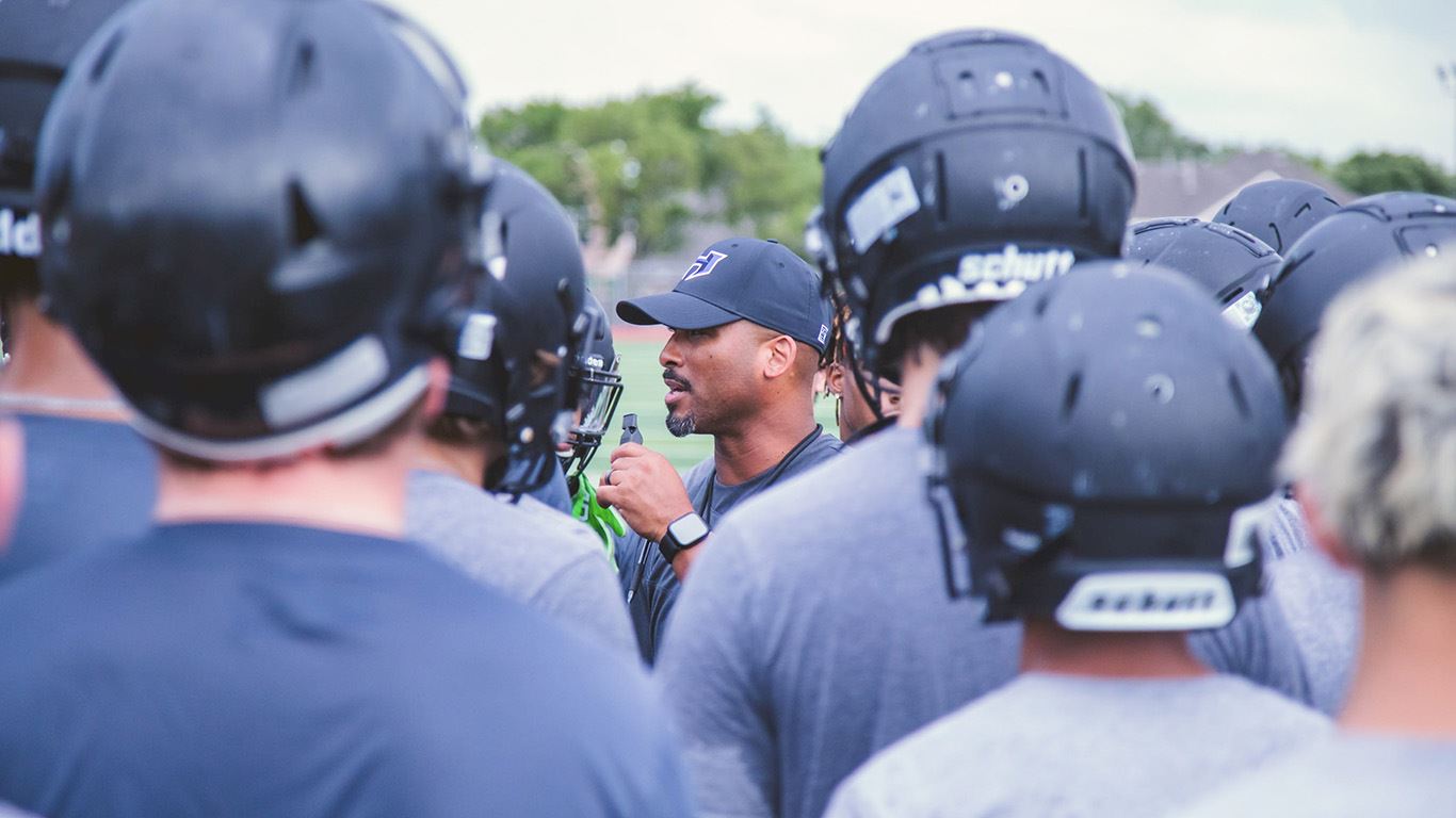 New Coach, Same Tradition: Towels ready to continue winning football at Hebron
