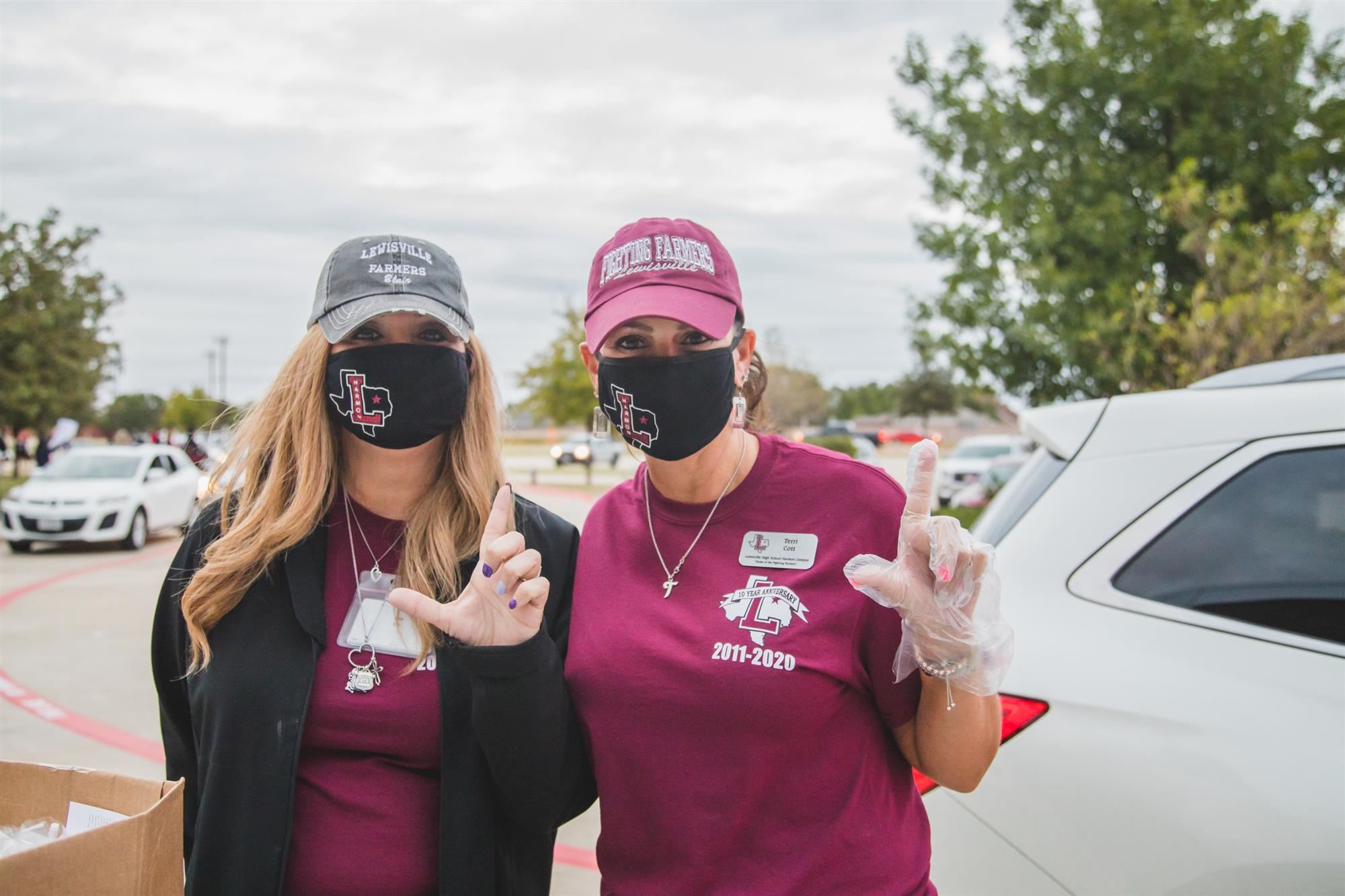 LHS Harmon hosted drive-thru parade for virtual students. 