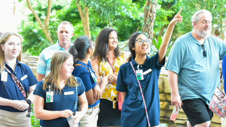 Gaylord Hotel Welcomes Student Interns for Project SEARCH 