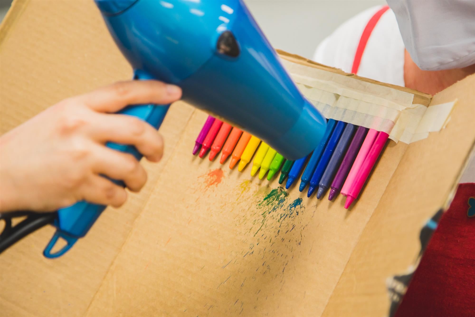 Crayon heating and cooling science experiment. 